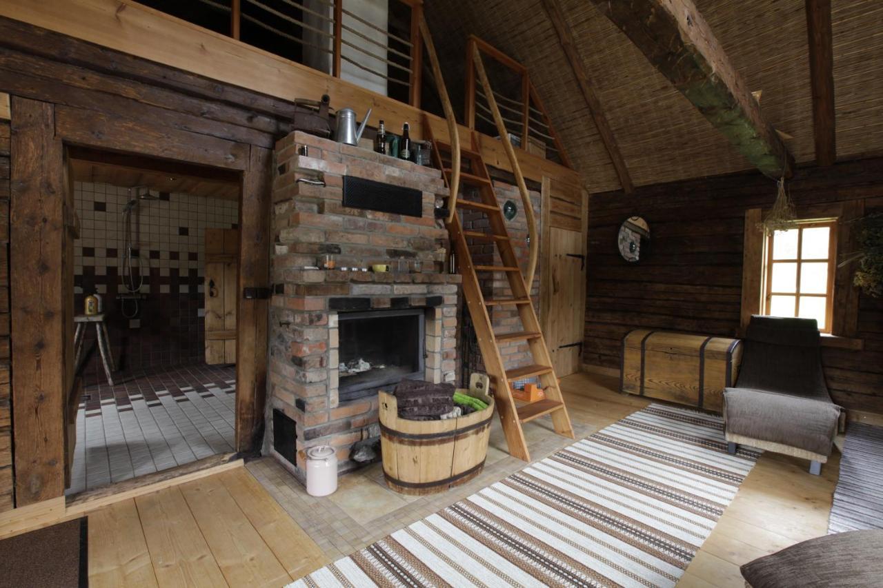 Nurka Talu Guest House Piirumi Luaran gambar